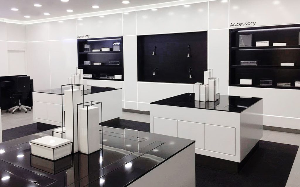 Samsung store design